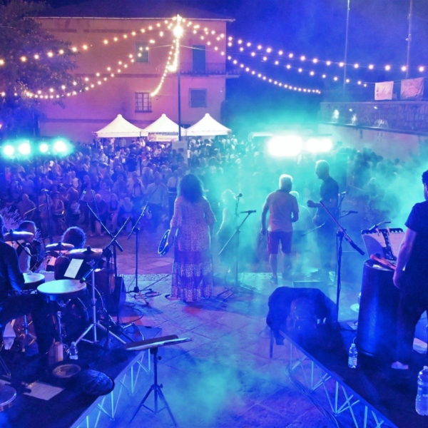 Live con Fiorenza Calogero ad Agerola