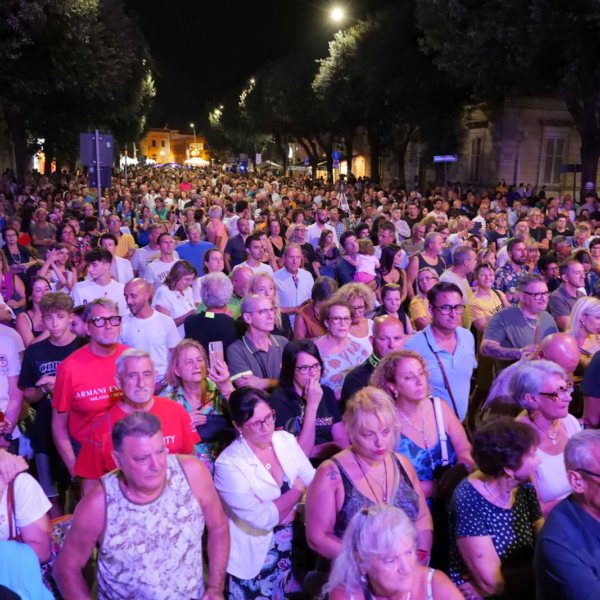 Live con Fiorenza Calogero al Festival Itinerante "La Notte della Taranta"