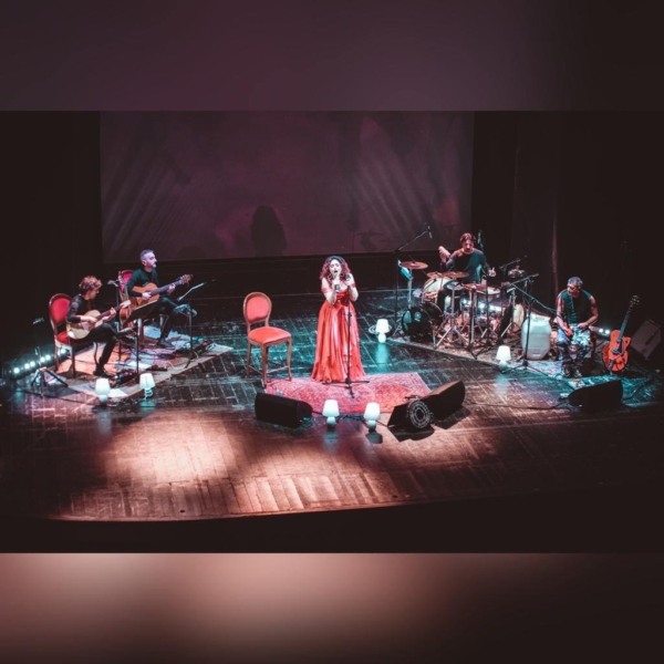 Live con Fiorenza Calogero al Teatro Trianon Viviani per Vico Viviani